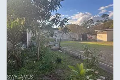155 Favor Ave, Labelle, FL 33935 - Photo 1