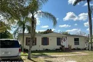 155 Favor Ave, Labelle, FL 33935 - Photo 5