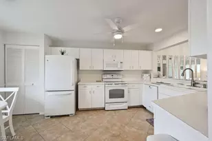 515 Gabriel Cir, Naples, FL 34104 - Photo 15