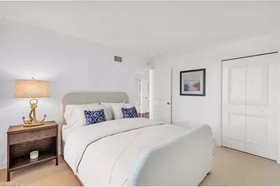 271 Broad Ave S #202, Naples, FL 34102 - Photo 11