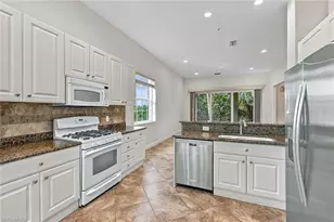 3142 Aviamar Cir, Naples, FL 34114 - Photo 3