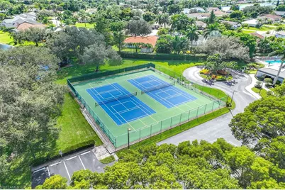 6635 Vancouver Ln, Naples, FL 34104 - Photo 33