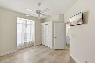 6635 Vancouver Ln, Naples, FL 34104 - Photo 15