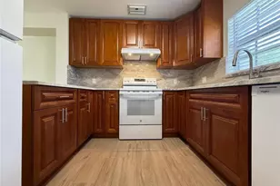 9051 Gervais Cir, Naples, FL 34120 - Photo 9
