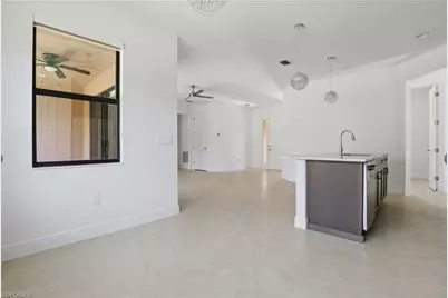 2167 Della Dr, Naples, FL 34117 - Photo 5