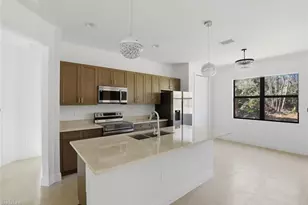 2167 Della Dr, Naples, FL 34117 - Photo 7