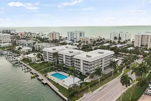 2880 Gulf Shore Blvd N, Naples, FL 34103 - Photo 3