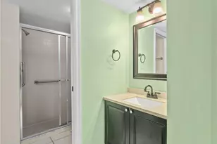 1211 Commonwealth Cir, Naples, FL 34116 - Photo 23