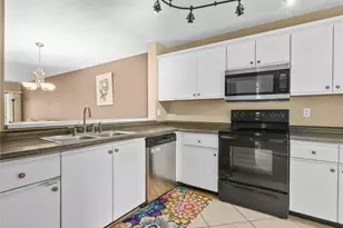 1211 Commonwealth Cir, Naples, FL 34116 - Photo 11