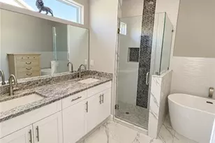 2608 38th St SW, Lehigh Acres, FL 33976 - Photo 7
