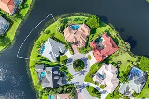 903 Spanish Moss Trail, Naples, FL 34108 - Photo 3