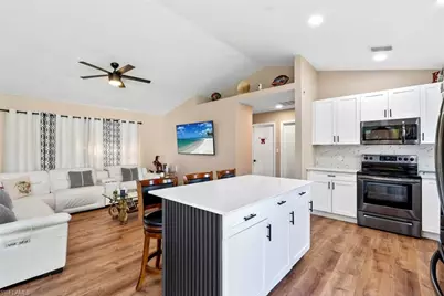 5467 28th Ave SW, Naples, FL 34116 - Photo 13
