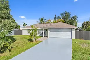 5467 28th Ave SW, Naples, FL 34116 - Photo 3