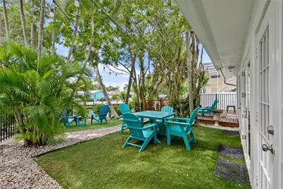 3350 Bayshore Dr #9, Naples, FL 34112 - Photo 23