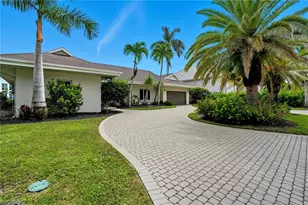5122 Starfish Ave, Naples, FL 34103 - Photo 1