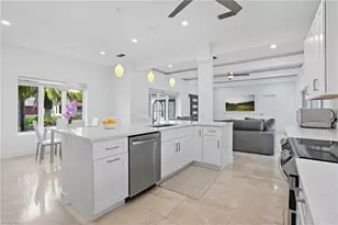 5122 Starfish Ave, Naples, FL 34103 - Photo 7