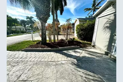 1282 Silver Lakes Blvd, Naples, FL 34114 - Photo 5