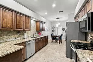 12224 Championship Cir, Fort Myers, FL 33913 - Photo 15