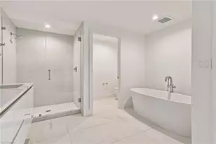 1925 Metropolitan Blvd, Naples, FL 34112 - Photo 19