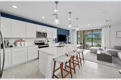 1558 Lake Jessup Cir, Cape Coral, FL 33909 - Photo 3
