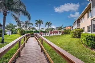 240 Pebble Beach Blvd, Naples, FL 34113 - Photo 21