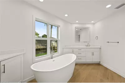2105 Sheepshead Dr, Naples, FL 34102 - Photo 29