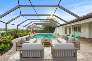 2105 Sheepshead Dr, Naples, FL 34102 - Photo 7
