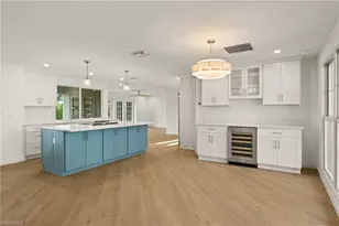 2105 Sheepshead Dr, Naples, FL 34102 - Photo 17