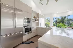 231 Colonade Cir, Naples, FL 34103 - Photo 9