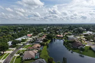 2370 Pinewoods Cir, Naples, FL 34105 - Photo 41