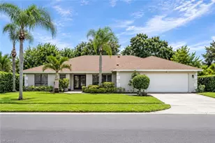 2370 Pinewoods Cir, Naples, FL 34105 - Photo 1
