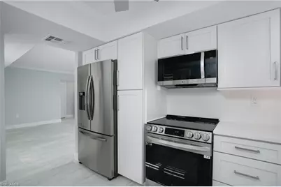 1120 Little Neck Ct #E40, Naples, FL 34102 - Photo 11