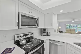 840 Gulf Pavillion Dr, Naples, FL 34108 - Photo 7
