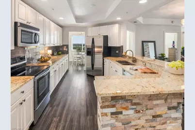 2745 1st St #1105, Fort Myers, FL 33916 - Photo 5