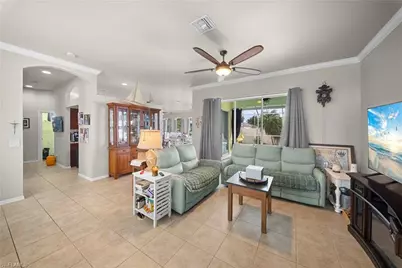 4136 NE 15th Pl, Cape Coral, FL 33909 - Photo 11