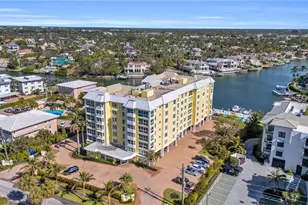 1900 Gulf Shore Blvd N, Naples, FL 34102 - Photo 21
