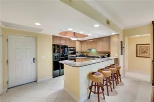 2728 Tiburon Blvd E, Naples, FL 34109 - Photo 7