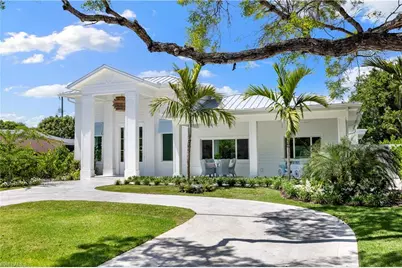 757 Broad Ct S, Naples, FL 34102 - Photo 1