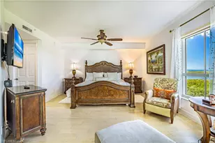 295 Grande Way, Naples, FL 34110 - Photo 5