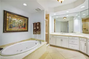 295 Grande Way, Naples, FL 34110 - Photo 9