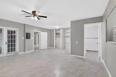 2055 Maravilla Cir, Fort Myers, FL 33901 - Photo 15