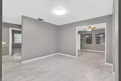 2055 Maravilla Cir, Fort Myers, FL 33901 - Photo 9