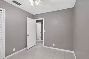 2055 Maravilla Cir, Fort Myers, FL 33901 - Photo 19