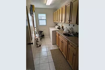 2306 SE 8th St, Cape Coral, FL 33990 - Photo 35