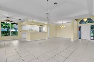 4407 Pomarine Ct, Naples, FL 34119 - Photo 5