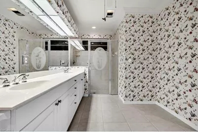 4407 Pomarine Ct, Naples, FL 34119 - Photo 21