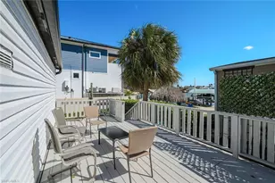 610 Sunset Dr, Goodland, FL 34140 - Photo 21