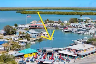 610 Sunset Dr, Goodland, FL 34140 - Photo 33