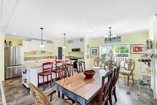 610 Sunset Dr, Goodland, FL 34140 - Photo 13