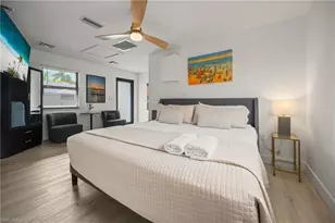 683 100th Ave N, Naples, FL 34108 - Photo 9
